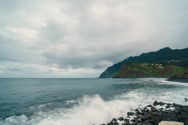Splashing Wave Sat Rocky Coast Madeira Island Bay — Stock Photo, Image