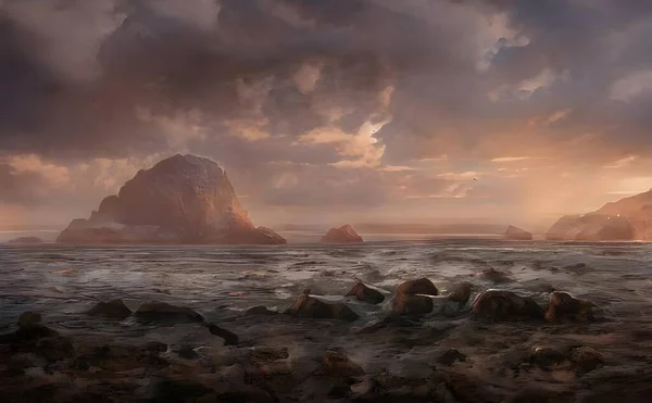 Bulutlu Bir Gökyüzünün Altındaki Kayalık Tepelerle Çevrili Deniz Ile Birlikte — Stok fotoğraf