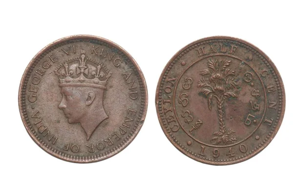在1940年制造的斯里兰卡或锡兰半美分硬币的特写镜头 从正面和背面看 被白色背景隔开 — 图库照片