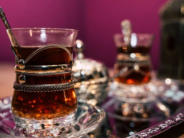 Zbliżenie Tradycyjnego Vintage Tureckie Szklanki Herbaty — Zdjęcie stockowe