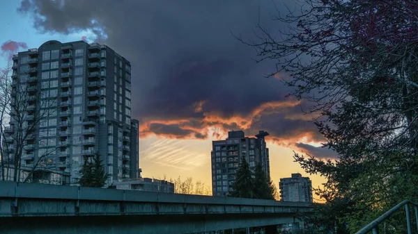 Вид Повітря Житлових Будинків Під Час Заходу Сонця — стокове фото