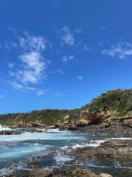 Die Wellen Stürzen Über Faszinierende Felspfützen Australiens Südküste — Stockfoto