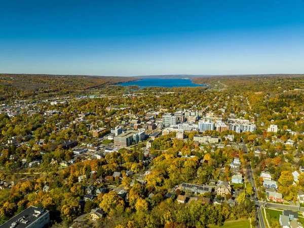Późne Popołudnie Antenowa Jesień Obraz Okolicy Miasta Ithaca Usa — Zdjęcie stockowe