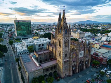 Guadalajara, Jalisco, Meksika 'daki Kutsanmış Tapınağın hava manzarası.