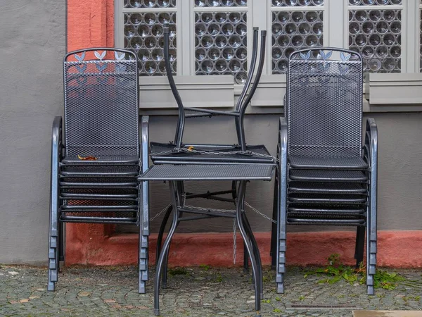 Close Pilhas Cadeiras Mesas Fora Restaurante — Fotografia de Stock