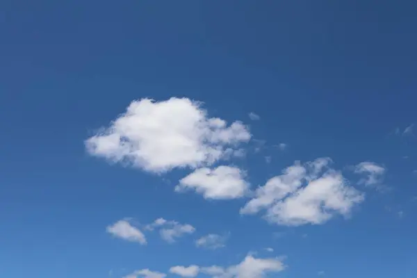 Uma Bela Vista Céu Nublado — Fotografia de Stock