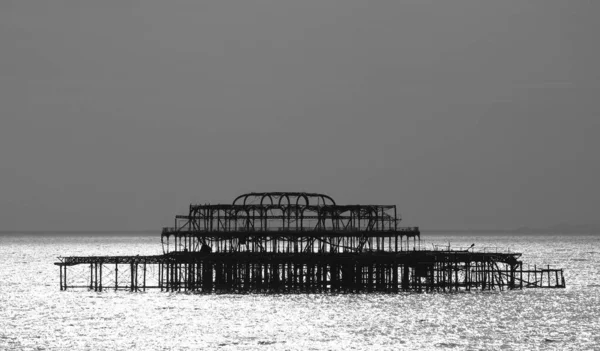Una Veduta Scala Grigi Del West Pier Molo Rovina Brighton — Foto Stock