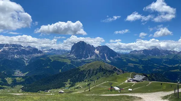 Festői Mount Pic Dolomitok Egy Híres Turisztikai Célpont Olaszországban — Stock Fotó