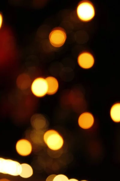 Вертикальний Знімок Розмитого Боке Світла Темряві — стокове фото
