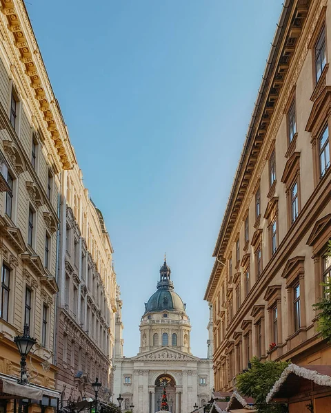 Вертикаль Базилики Святого Стефана Улице Зриньи Будапеште Венгрия — стоковое фото