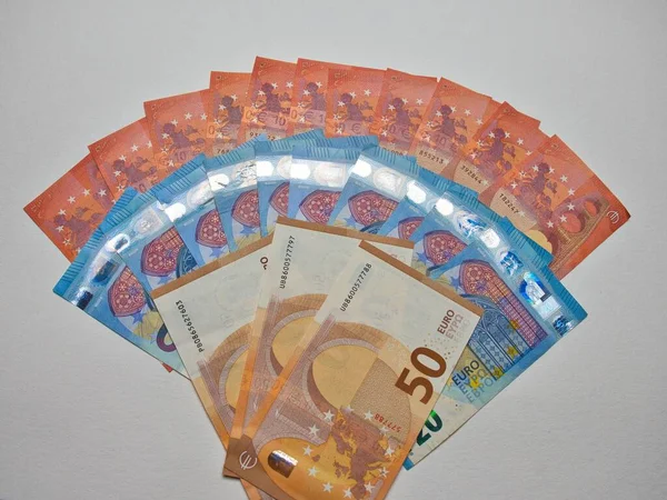 Dez Vinte Cinquenta Notas Euro Semicírculo Com Saliente Têm Fundo — Fotografia de Stock