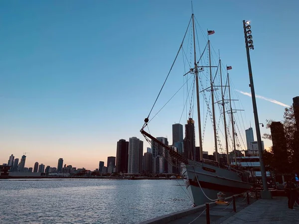 Schöner Sonnenuntergang Navy Pier — Stockfoto