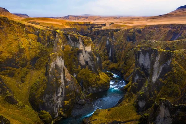 구름낀 아이슬란드의 아래있는 모피의 — 스톡 사진