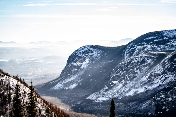 Uma Bela Vista Natural Colinas Cobertas Neve — Fotografia de Stock