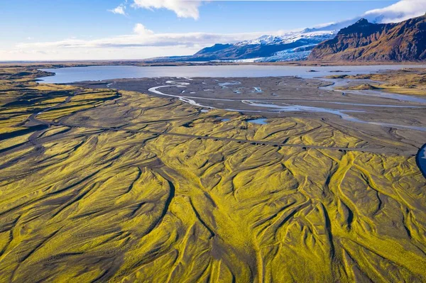 Пейзаж Реки Маркарфлет Поле Покрытом Зеленью Исландии — стоковое фото