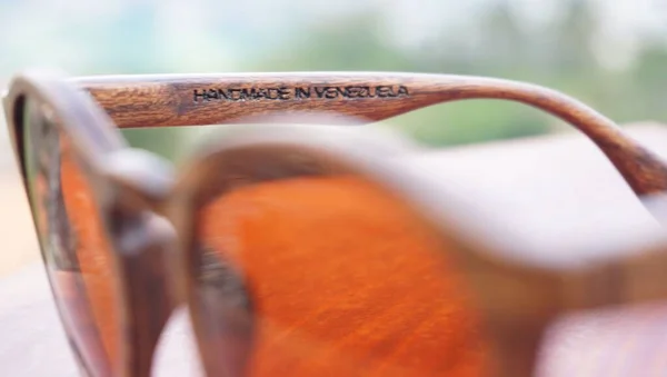Closeup Shot Sunglasses Wooden Table Surface — Stock Photo, Image