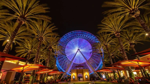 Long Exposure Blue Illuminated Ferris Wheel Irvine Spectrum Palms Orange — Stock Fotó