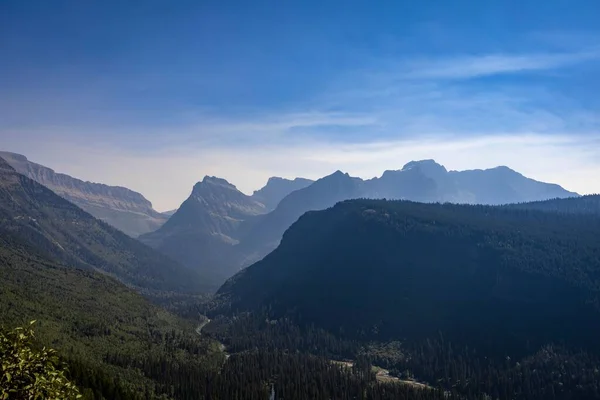Scenic View Mountain Forests Daytime Glacier National Park Montana — Stock Photo, Image