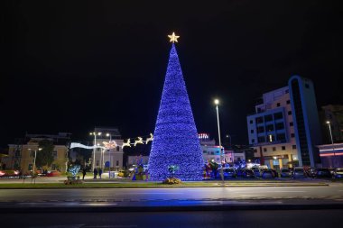 Volos, Yunanistan, güzel şehir geceleri