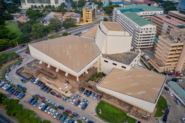 Accra, Gana 'daki Ulusal Tiyatro binasının hava görüntüsü.