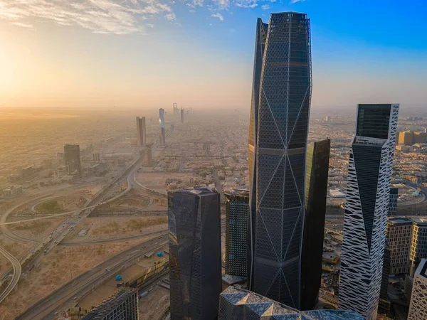 Eine Luftaufnahme Der Modernen Stadt Mit Wolkenkratzern Vae — Stockfoto