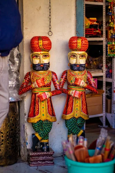 Disparo Estatuillas Decorativas Tradicionales Pintadas Mano Escaparate — Foto de Stock