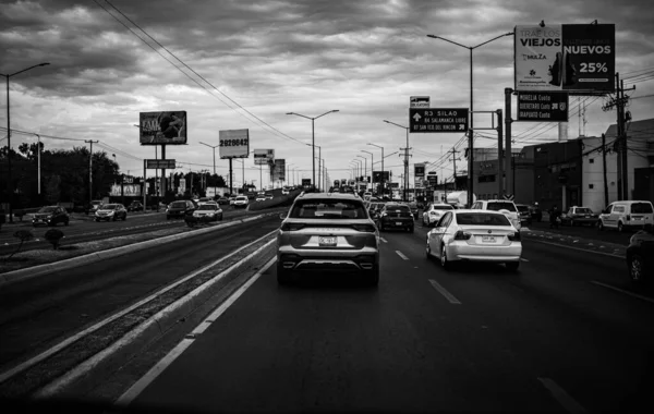 レオン メキシコの自動車街写真 — ストック写真
