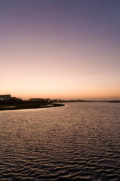 Denizin Üzerinde Gün Batımının Manzarası — Stok fotoğraf