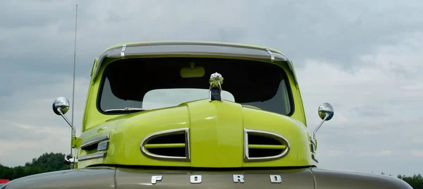 Bir Ford Fare Arabasının Yakın Çekimi — Stok fotoğraf