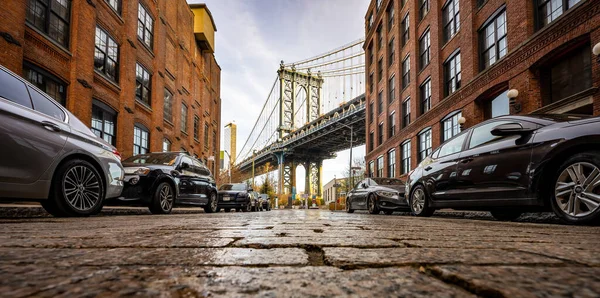 Dumbo, Washington caddesinden Manhattan Köprüsü manzarası