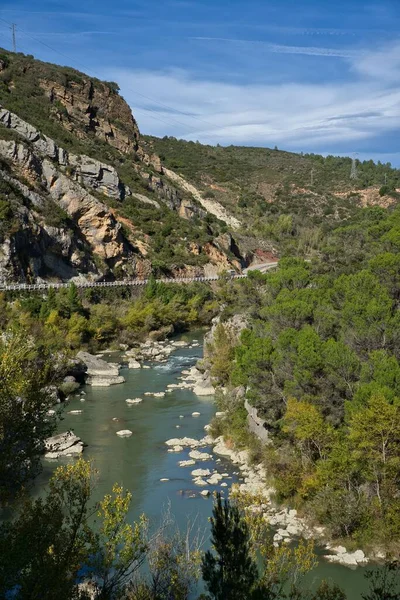 Όμορφο Τοπίο Του Ποταμού Gallego Στο Mallos Riglos Στην Huesca — Φωτογραφία Αρχείου