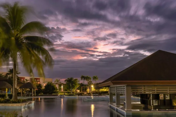 Outdoors Swimming Pool Surrounded Palm Trees Hotel Varadero Cuba — Stock Photo, Image