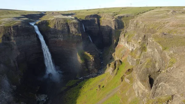 Egy Drónlövés Haifoss Vízesés Felett Izlandon Fossa Folyón Egy Napsütéses — Stock Fotó