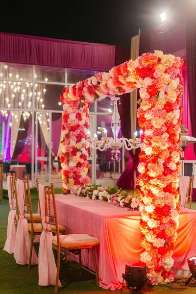 Gyönyörű Dekorációk Kulturális Program Esküvői Dekorációk Kellékek Gyertyafény — Stock Fotó