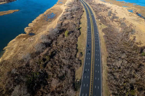 Aerial Top View Cars Highway Running Salt Marsh Long Island — Stock Photo, Image