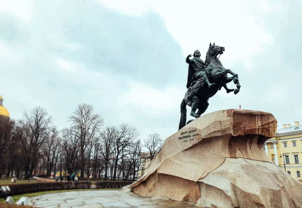 Cavaleiro Bronze Monumento Primeiro Imperador Russo Pedro Grande — Fotografia de Stock