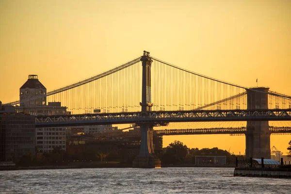 Μια Όμορφη Θέα Της Γέφυρας Μανχάταν Στο Ηλιοβασίλεμα Στη Νέα — Φωτογραφία Αρχείου