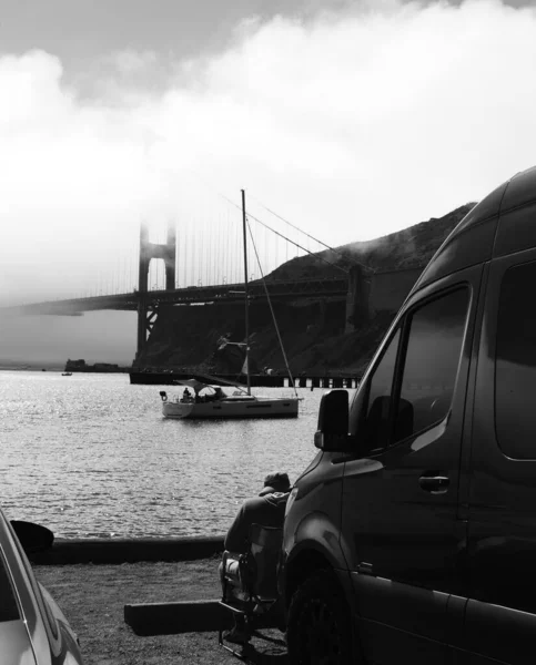 Tiro Vertical Golden Gate Bridge Sausalito Eua — Fotografia de Stock
