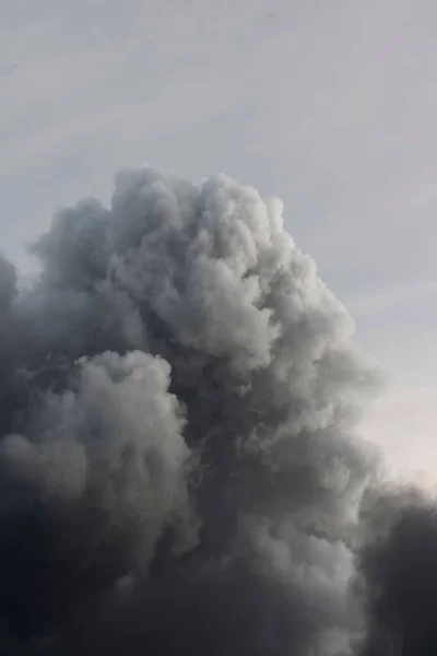 Ett Stort Moln Himlen Uppifrån Cumulus Och Cumulonimbus — Stockfoto