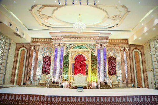 Güzel Dekorasyon Kültür Programı Düğün Dekorasyonları Dekorlar Mum Işıkları — Stok fotoğraf