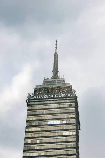 Een Torre Latino Het Centrum Van Mexico — Stockfoto
