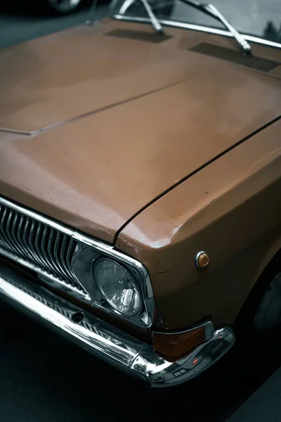 Closeup Vertical Shot Vintage Car Front — Stock Photo, Image