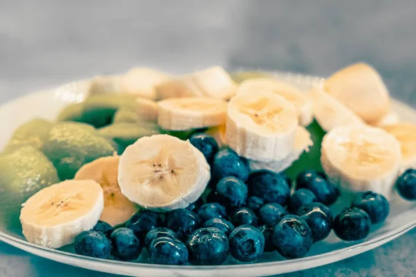 Eine Nahaufnahme Von Superfood Mix Mit Blaubeeren Bananen Und Kiwi — Stockfoto