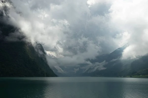 Una Hermosa Vista Día Sombrío Stryn Noruega — Foto de Stock