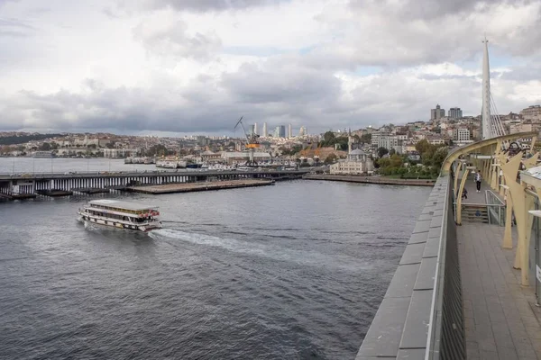 Una Vista Panorámica Barcos Blancos Navegando Mar Estambul Turquía — Foto de Stock