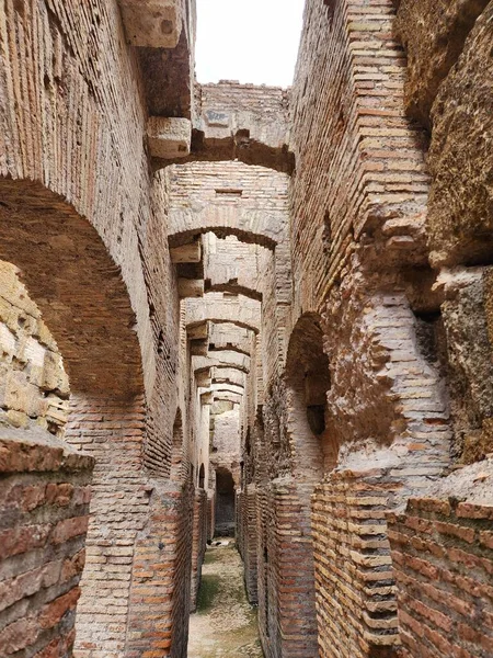 Coliseu Roma Itália Contra Céu Nublado — Fotografia de Stock