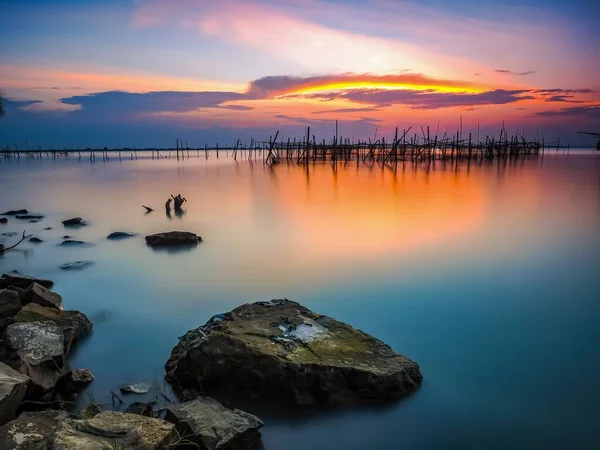 Lungo Scatto Esposizione Bellissimo Tramonto Sul Lago Songkhla Thailandia — Foto Stock
