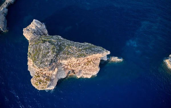 Veduta Aerea Fungus Rock Nella Baia Dwejra Nell Isola Gozo — Foto Stock