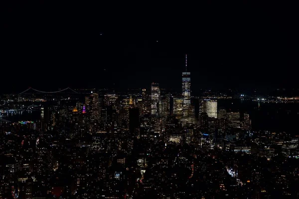 Die Skyline Von New York City Während Der Nacht — Stockfoto