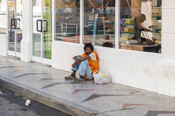 Een Dakloze Man Steek Gelaten Door Overheid — Stockfoto